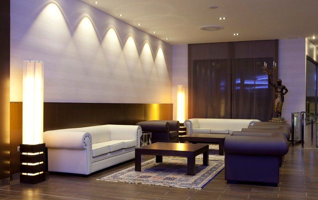 Hotel Ciudad De Альканьис Экстерьер фото